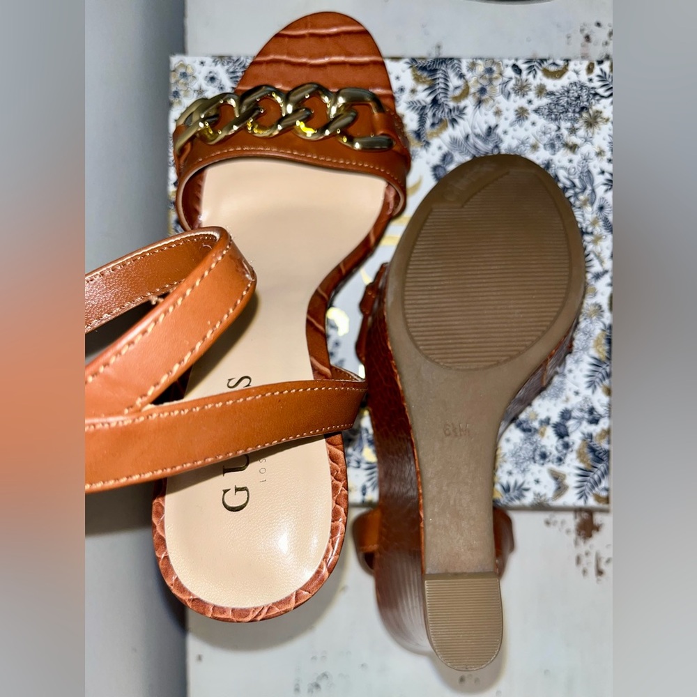 Guess Wedges - Picture 5 of 7
